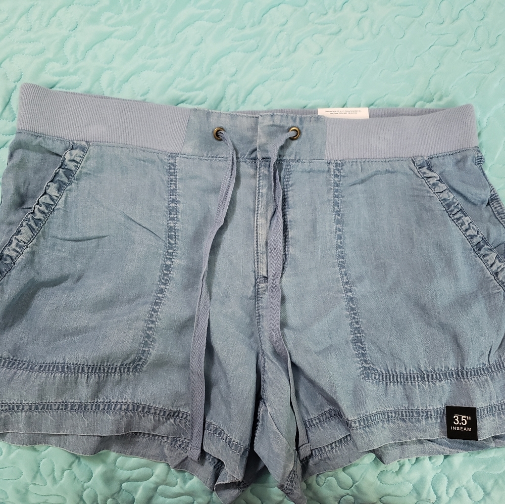 ana shorts